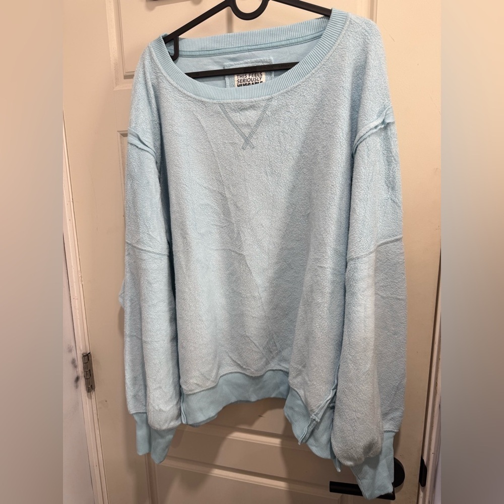 American Eagle Oversized Light Blue Crewneck Sweatshirt